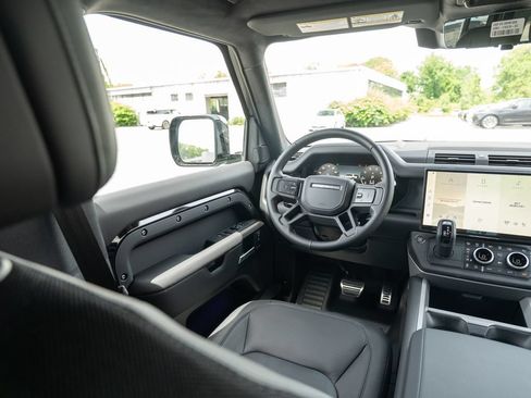 New 2026 Land Rover Defender 130 V8 AWD/4WD image 17