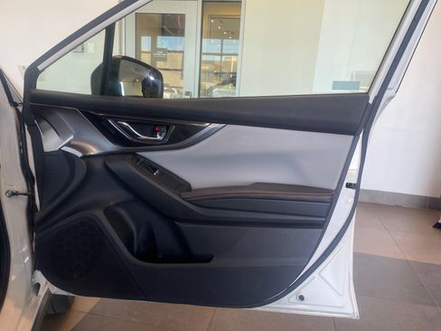 Used 2018 Subaru Crosstrek 2.0i Limited AWD/4WD image 16