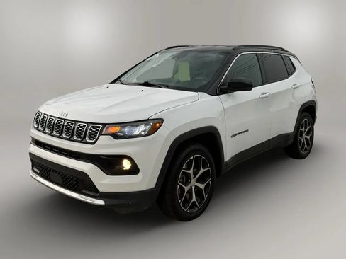 Used 2024 Jeep Compass Limited AWD/4WD image 3