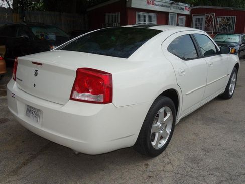 Used 2009 Dodge Charger R/T AWD/4WD image 6