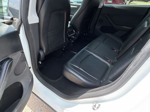 Used 2023 Tesla Model Y AWD image 23