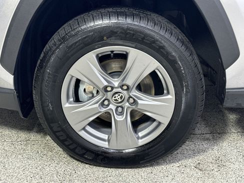 Used 2024 Toyota RAV4 LE AWD/4WD image 24