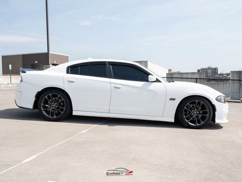 Used 2020 Dodge Charger Scat Pack image 8