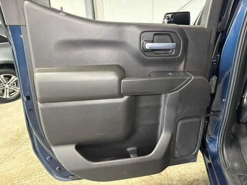 Used 2021 Chevrolet Silverado 1500 Custom AWD/4WD image 29