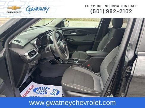 Used 2022 Chevrolet TrailBlazer LT w/ Convenience Package image 30