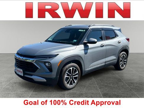Used 2024 Chevrolet TrailBlazer LT w/ LT Cold Weather Package FWD image 1