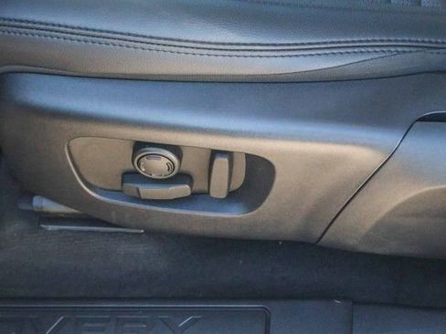 Certified 2024 Land Rover Discovery Sport S image 21