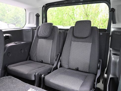 Used 2018 Ford Transit Connect XL FWD image 19