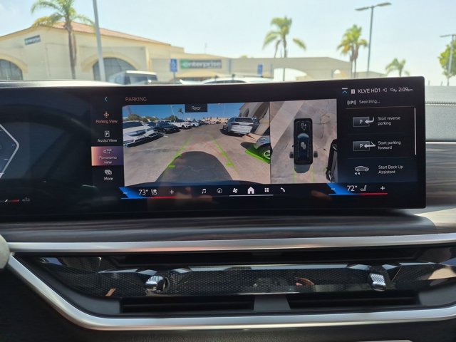 Used 2024 BMW X7 xDrive40i w/ Parking Assistance Package AWD/4WD image 14