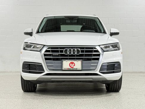Used 2018 Audi Q5 2.0T Premium Plus w/ Premium Plus Package AWD/4WD image 3