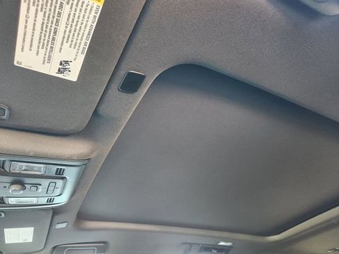 Used 2023 GMC Yukon SLT image 19