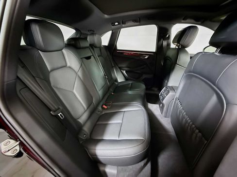 New 2025 Porsche Macan AWD/4WD image 28