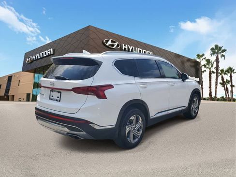 Used 2022 Hyundai Santa Fe SEL w/ Convenience Package image 3