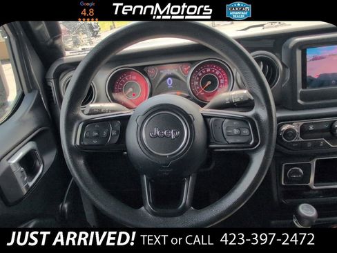 Used 2022 Jeep Gladiator Sport AWD/4WD image 14