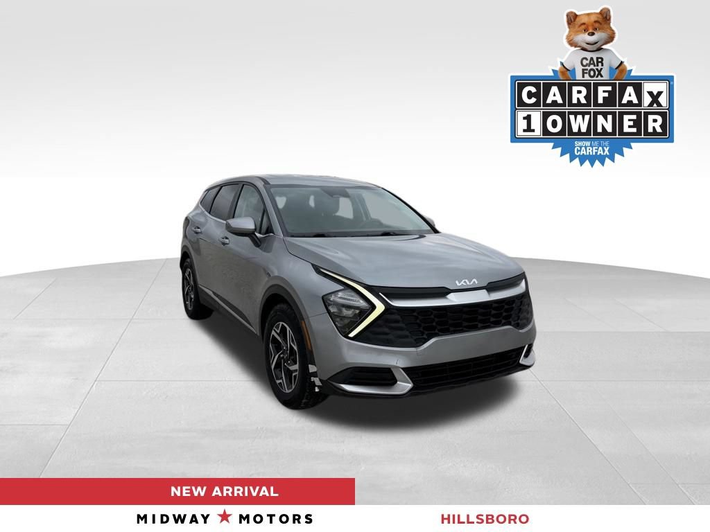 Used 2023 Kia Sportage LX FWD image 1