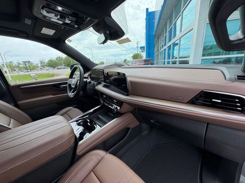 New 2026 Chevrolet Tahoe High Country RWD image 16