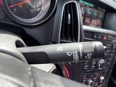 Used 2019 Buick Cascada Premium FWD image 40