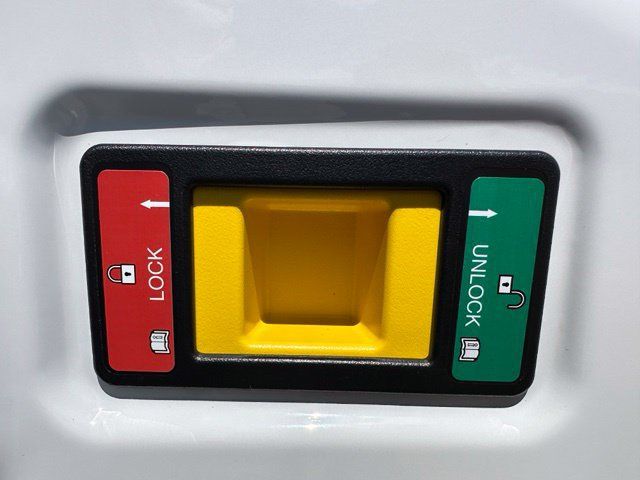 Used 2023 Ford E-Transit Medium Roof RWD image 16