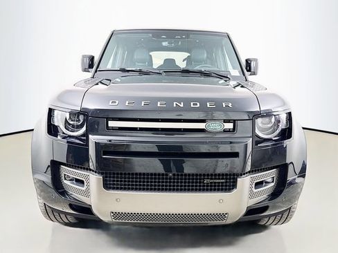 Certified 2023 Land Rover Defender 110 X-Dynamic SE image 2