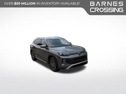 Used 2025 Volkswagen Tiguan S w/ 18" Wheel Package