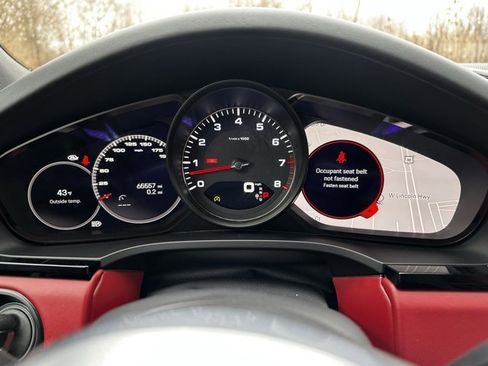 Used 2023 Porsche Cayenne S Platinum image 39