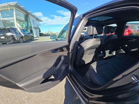 Used 2023 Audi A4 2.0T Premium Plus w/ Premium Plus Package image 19