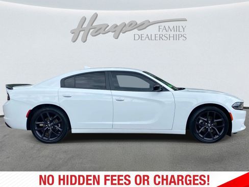 Used 2023 Dodge Charger SXT w/ Blacktop Package RWD image 2