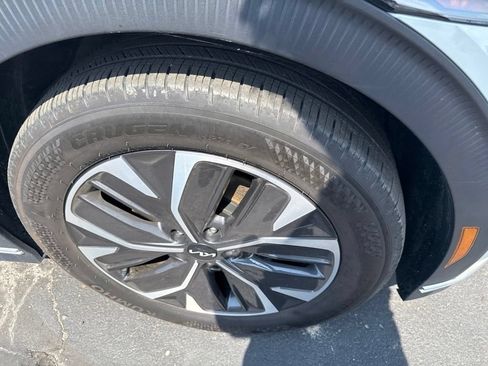 Used 2024 Kia EV6 Light AWD/4WD image 23
