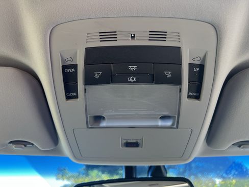 Used 2013 Lexus RX 350 AWD w/ Navigation Pkg image 28