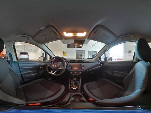 Used 2025 Nissan Versa SV FWD image 41