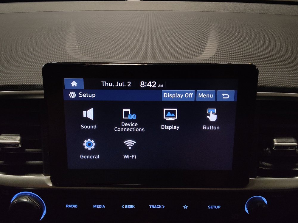 Used 2025 Hyundai Venue SEL FWD image 25