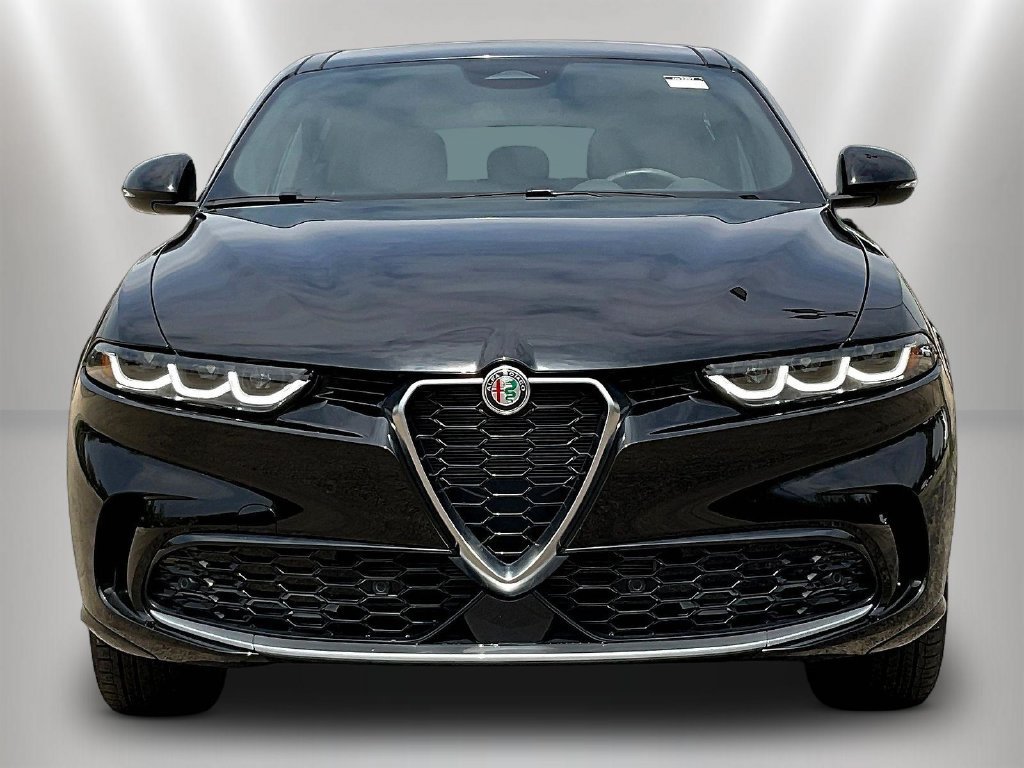 Used 2024 Alfa Romeo Tonale Ti AWD/4WD image 2