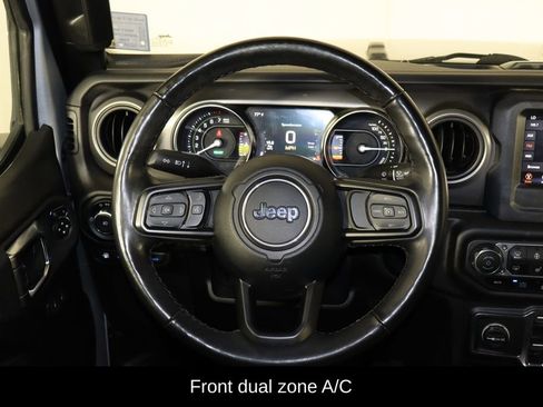 Used 2023 Jeep Wrangler Unlimited w/ Cold Weather Group AWD/4WD image 7
