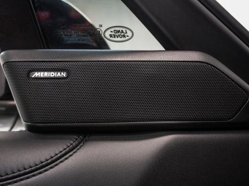 Used 2023 Land Rover Range Rover SE image 43