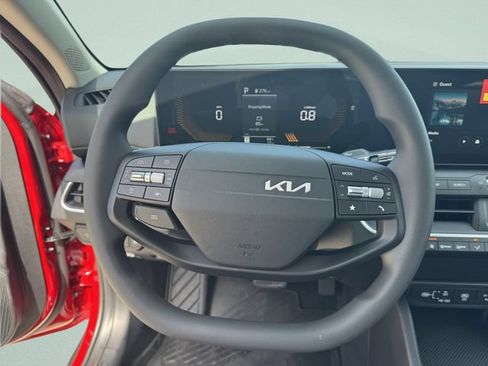 New 2026 Kia K4 FWD image 33