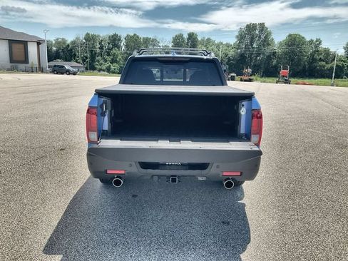 Used 2025 Honda Ridgeline TrailSport image 32