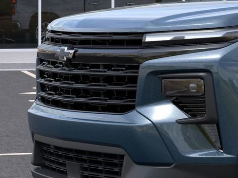 New 2026 Chevrolet Traverse LT w/ Midnight/Sport Edition FWD image 13