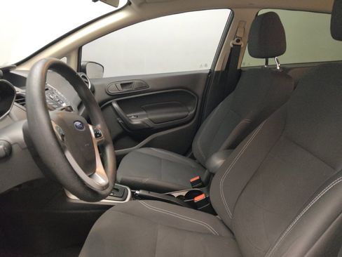 Used 2018 Ford Fiesta SE image 17