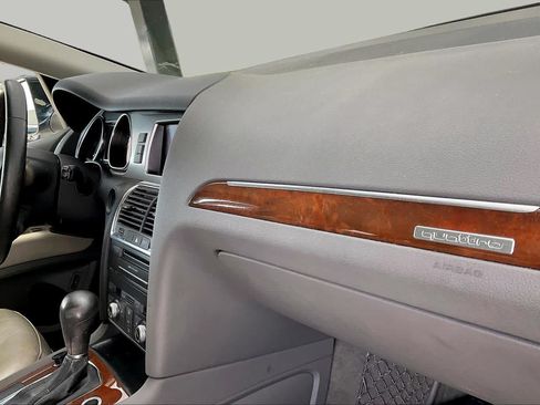 Used 2011 Audi Q7 3.0T Premium Plus AWD/4WD image 17