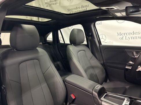 New 2026 Mercedes-Benz GLA 250 4MATIC image 12