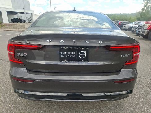 Certified 2024 Volvo S60 B5 Plus image 5