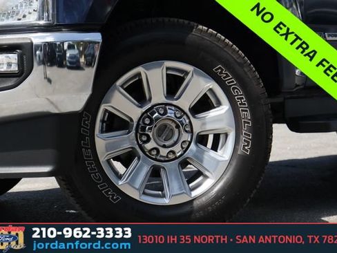 Certified 2020 Ford F250 Lariat w/ Lariat Ultimate Package AWD/4WD image 3