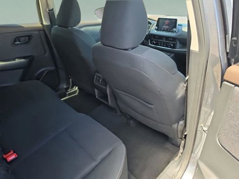 Used 2023 Nissan Rogue S AWD/4WD image 25