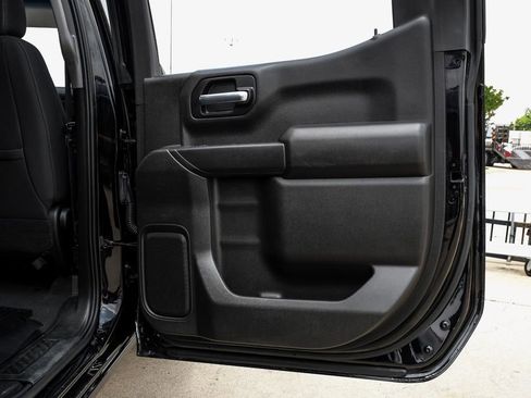 Used 2022 Chevrolet Silverado 1500 Custom w/ Safety Confidence Package AWD/4WD image 44