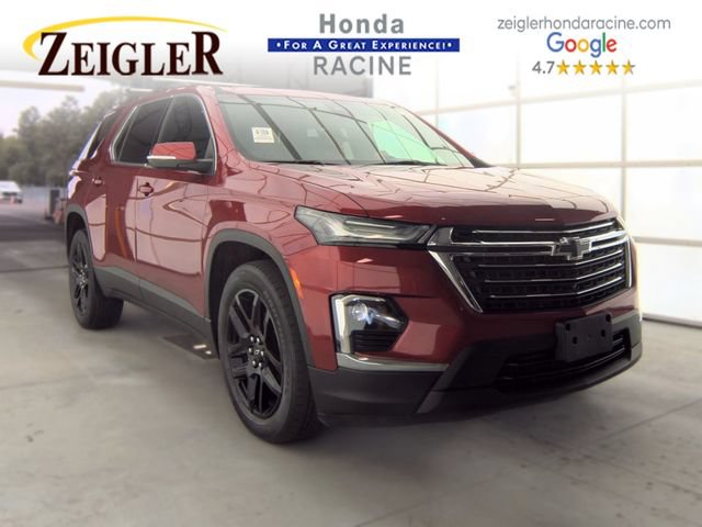 Used 2022 Chevrolet Traverse LT w/ LPO, Floor Liner Package AWD/4WD image 1