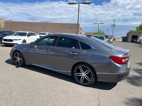 Used 2022 Honda Accord Touring image 4