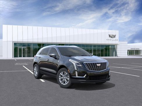 New 2025 Cadillac XT5 Luxury image 1