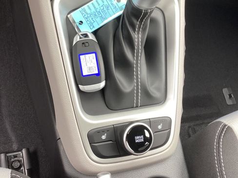 New 2026 Hyundai Venue SEL image 12