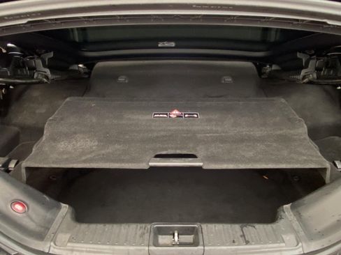Used 2015 Mercedes-Benz SL 550 image 13