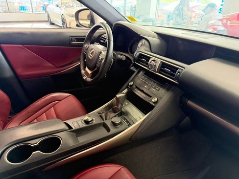 Used 2018 Lexus IS 300 F Sport w/ F Sport Package RWD image 38